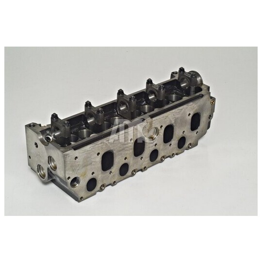 909025 - Cylinder Head 