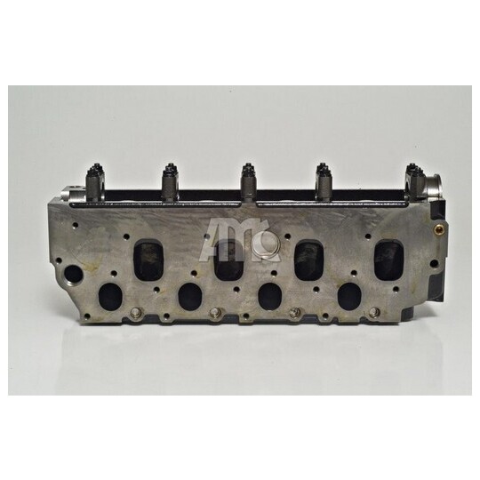 909025 - Cylinder Head 