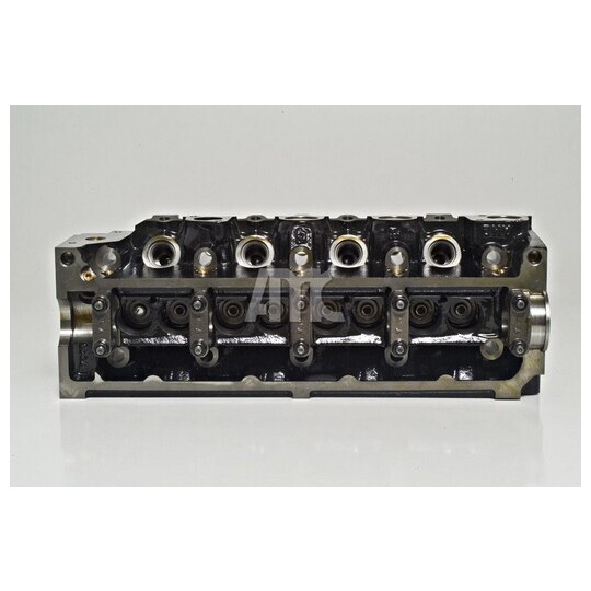 909025 - Cylinder Head 