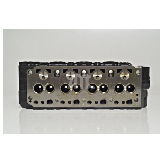 909025 - Cylinder Head 