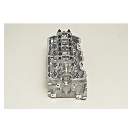 910514 - Cylinder Head 