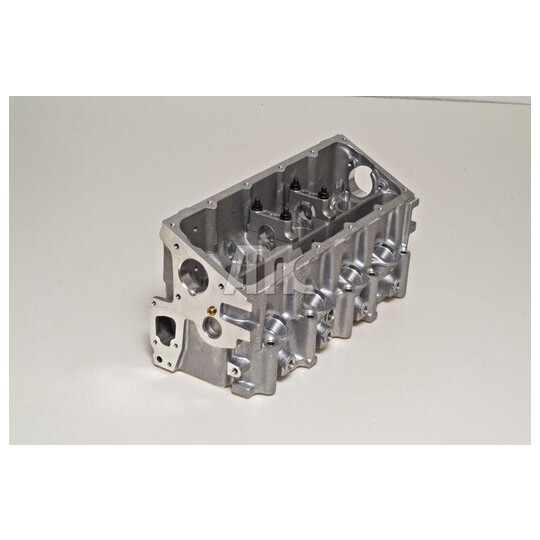 908382 - Cylinder Head 