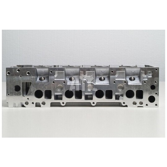 908572 - Cylinder Head 