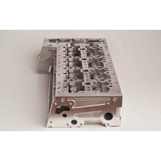 908546 - Cylinder Head 