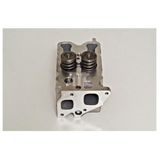 908186 - Cylinder Head 