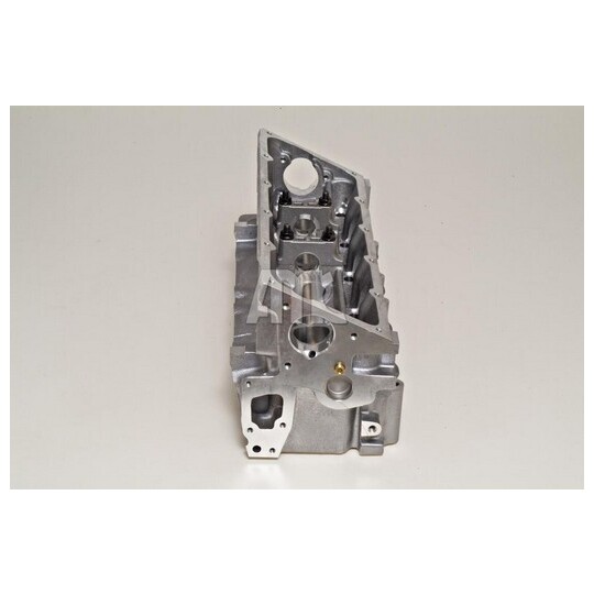 908582K - Cylinder Head 