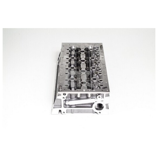 908945 - Cylinder Head 