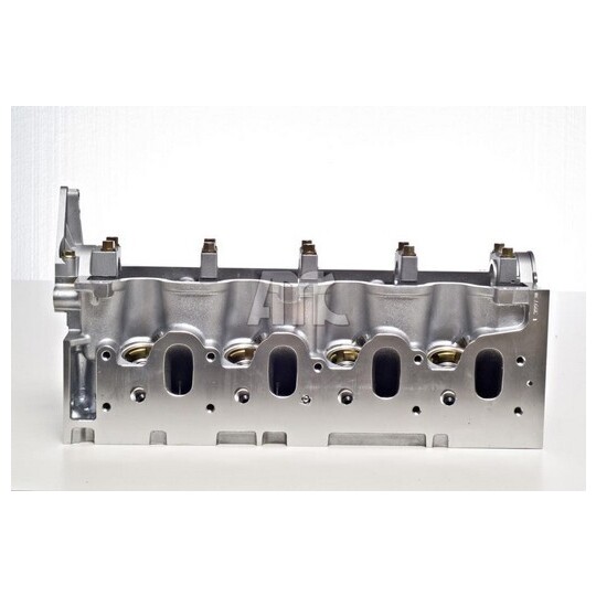 908681K - Cylinder Head 