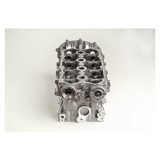 910801 - Cylinder Head 