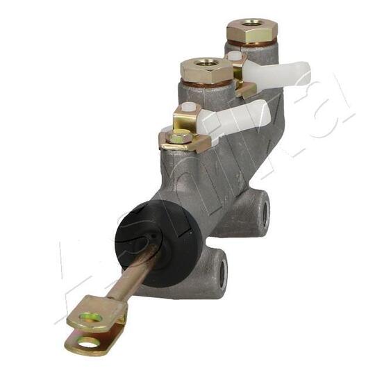 68-08-804 - Brake Master Cylinder 