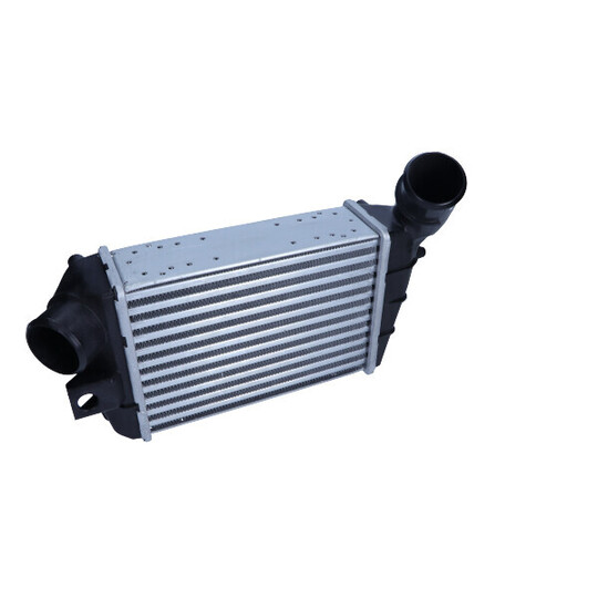 AC695999 - Intercooler, charger 