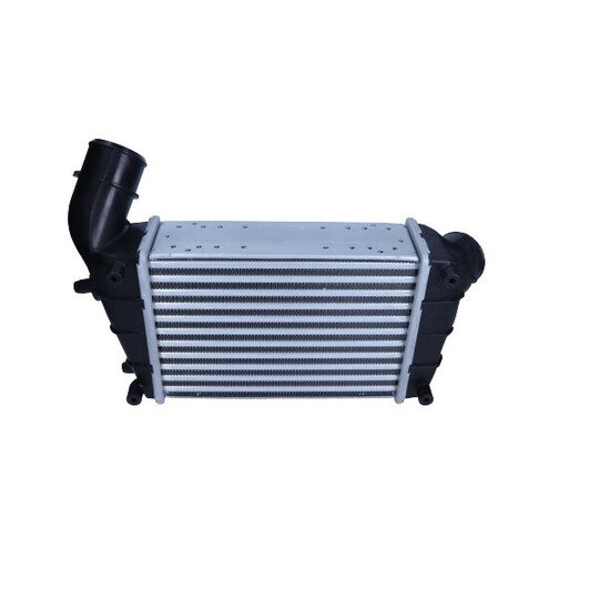 AC695999 - Intercooler, charger 