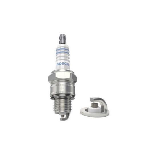 0 242 240 847 - Spark Plug 