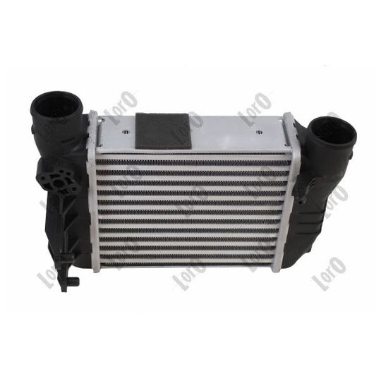 003-018-0005 - Intercooler, charger 