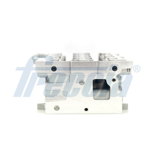 CH17-1019 - Cylinder Head 