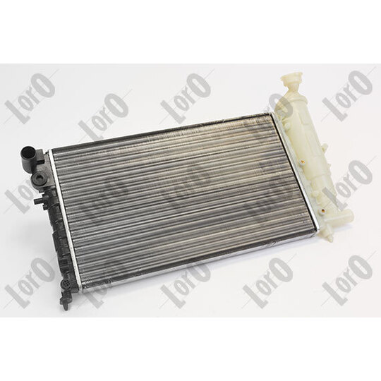 009-017-0051 - Radiator, engine cooling 