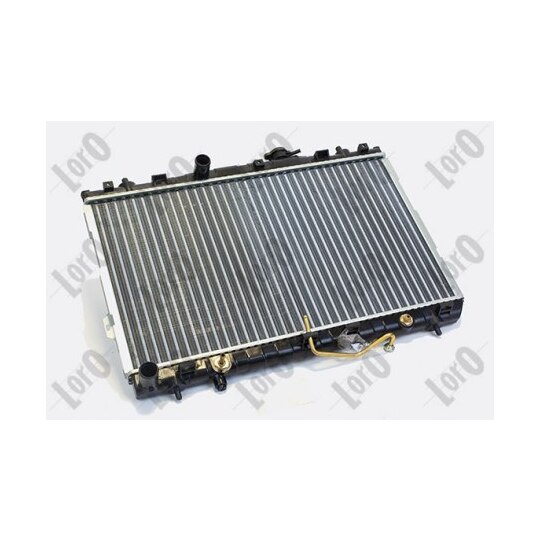 019-017-0003 - Radiator, engine cooling 