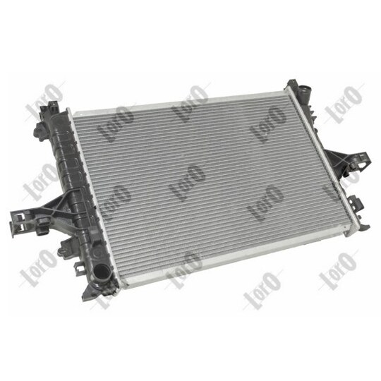 052-017-0016-B - Radiator, engine cooling 