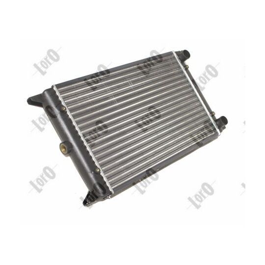 053-017-0083 - Radiator, engine cooling 