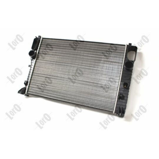 054-017-0066 - Radiator, engine cooling 