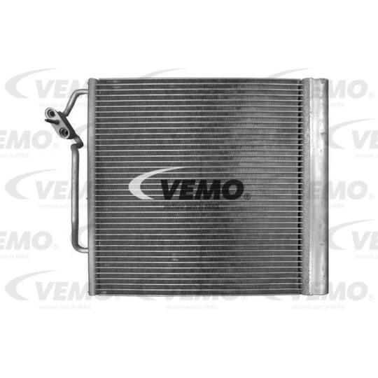 V30-62-1046 - Condenser, air conditioning 