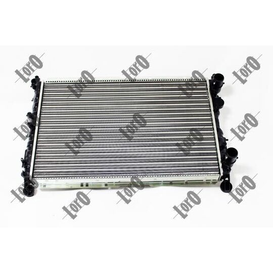 002-017-0010 - Radiator, engine cooling 