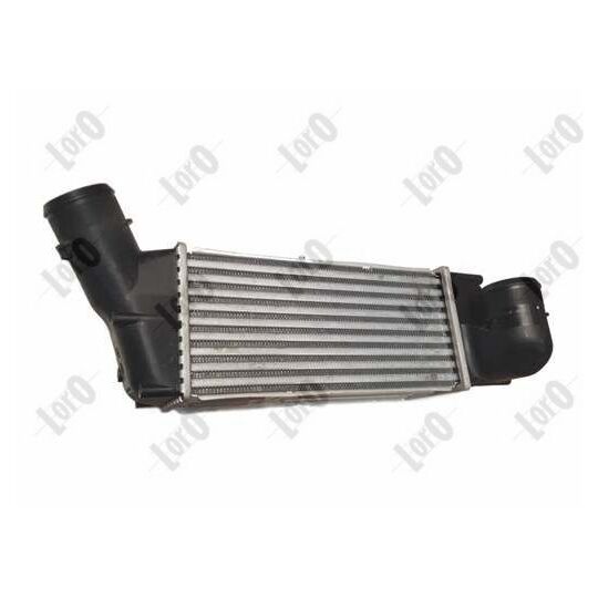 009-018-0015 - Intercooler, charger 