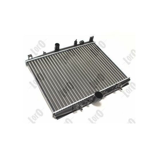 038-017-0032 - Radiator, engine cooling 