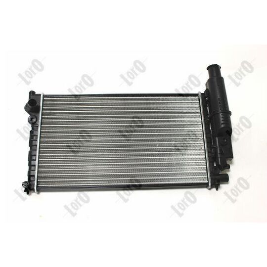 038-017-0014 - Radiator, engine cooling 