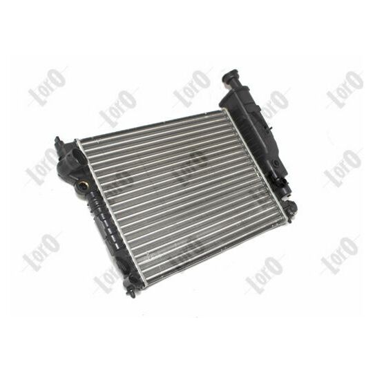 038-017-0011 - Radiator, engine cooling 