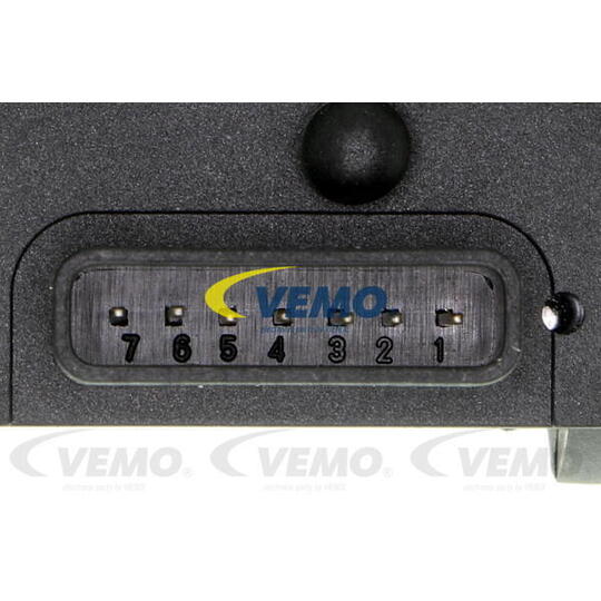 V15-80-3231 - Control Switch, cruise control 