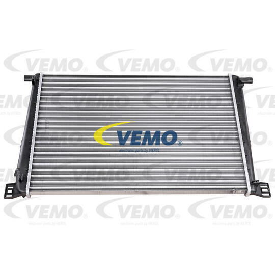 V20-60-0038 - Radiator, engine cooling 