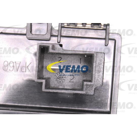 V20-79-0016 - Regulator, passenger compartment fan 