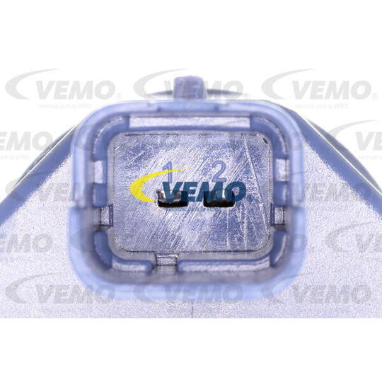 V22-08-0001 - Water Pump, headlight cleaning 