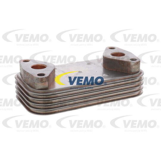 V22-60-0043 - Oil Cooler, engine oil 