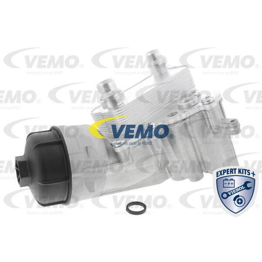 V24-60-0022 - Oil Cooler, engine oil 