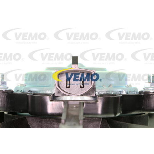 V25-01-1540 - Fan, radiator 