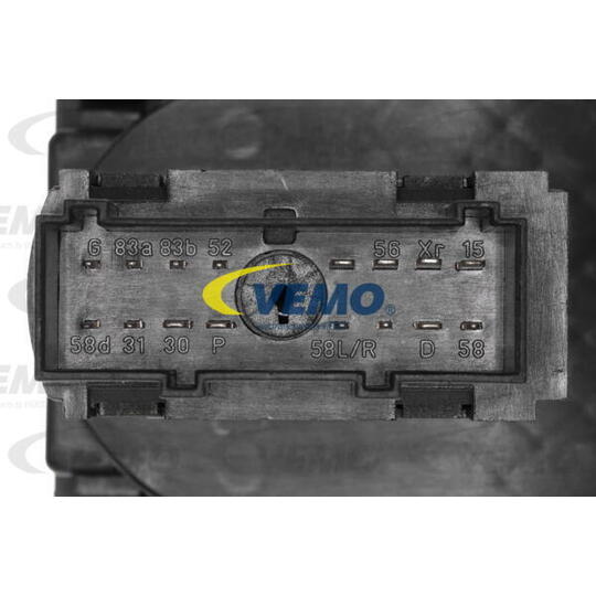 V25-73-0066 - Switch, headlight 