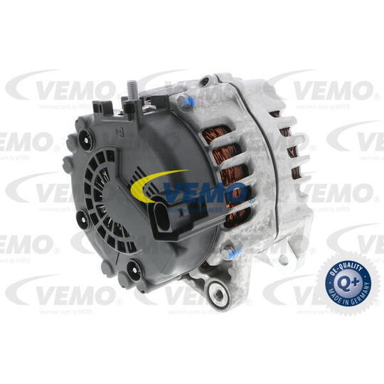 V30-13-50008 - Alternator 