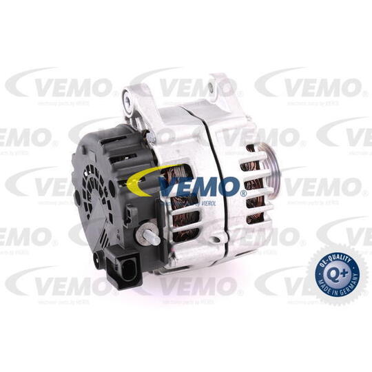 V30-13-50043 - Alternator 