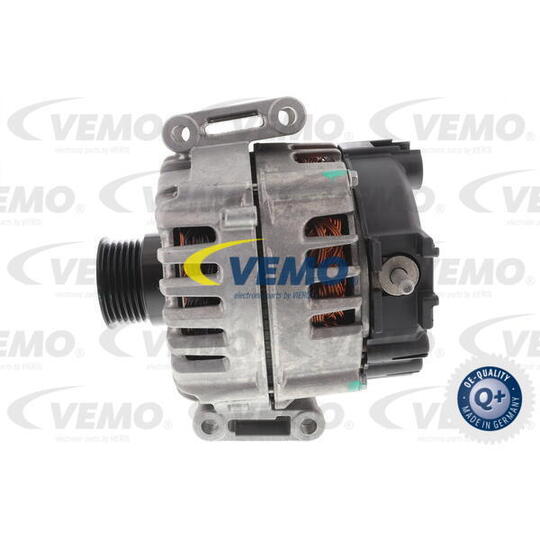 V30-13-50053 - Alternator 