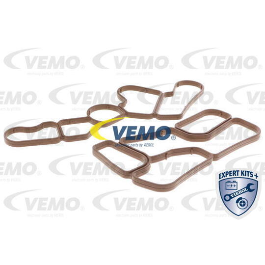 V30-60-1321 - Oil Cooler, engine oil 