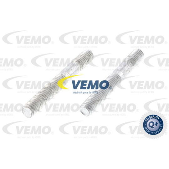 V30-62-1054 - Condenser, air conditioning 