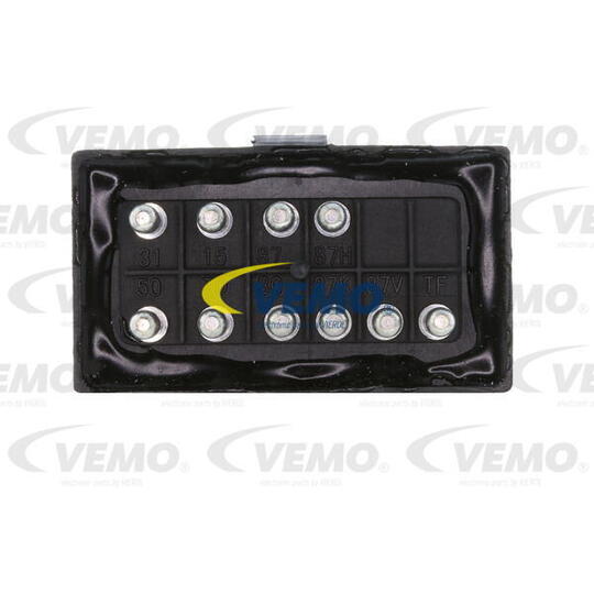 V30-71-0026 - Relay, fuel pump 