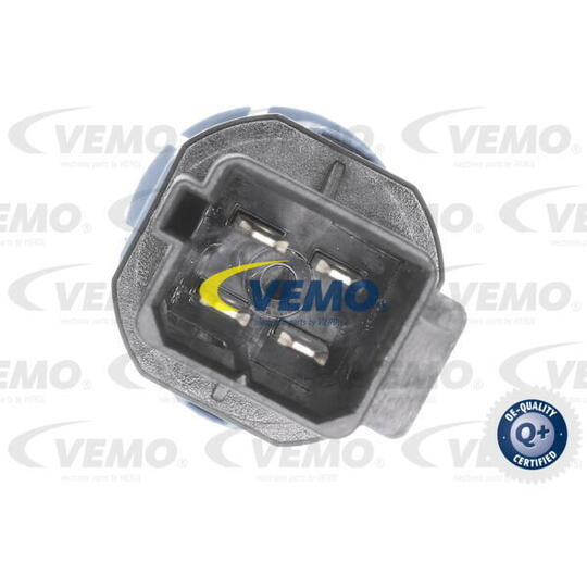 V30-73-0136 - Brake Light Switch 