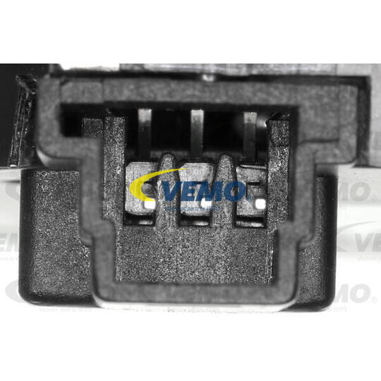 V30-73-0294 - Switch, seat adjustment 