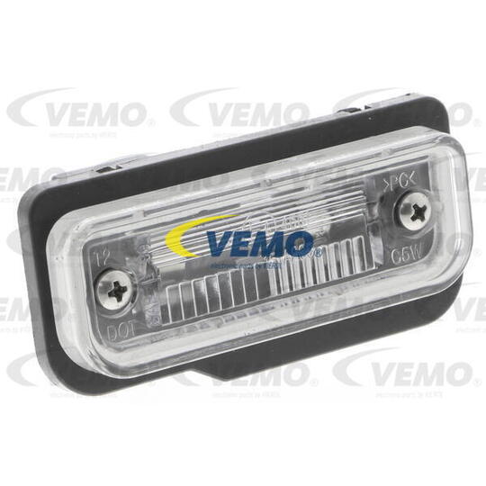 V30-84-0024 - Licence Plate Light 