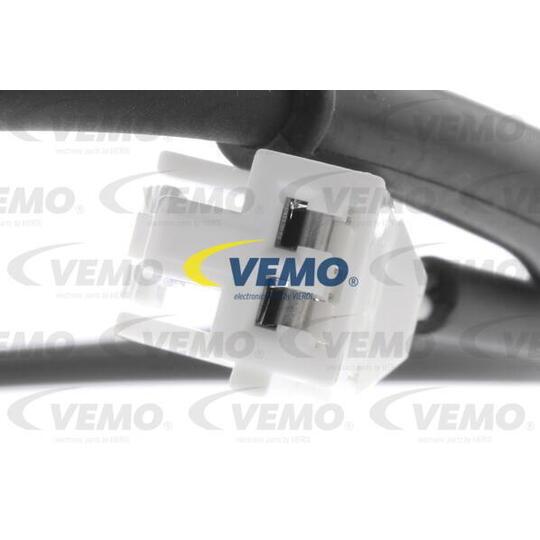 V32-72-0065 - Sensor, wheel speed 