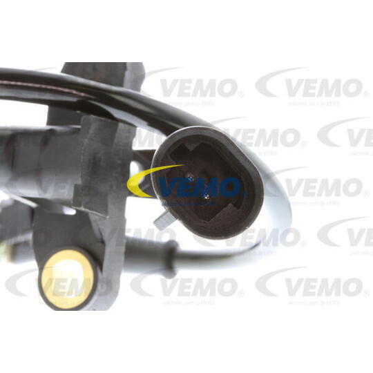 V33-72-0035 - Sensor, wheel speed 