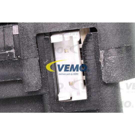 V40-77-0017 - Control, headlight range adjustment 